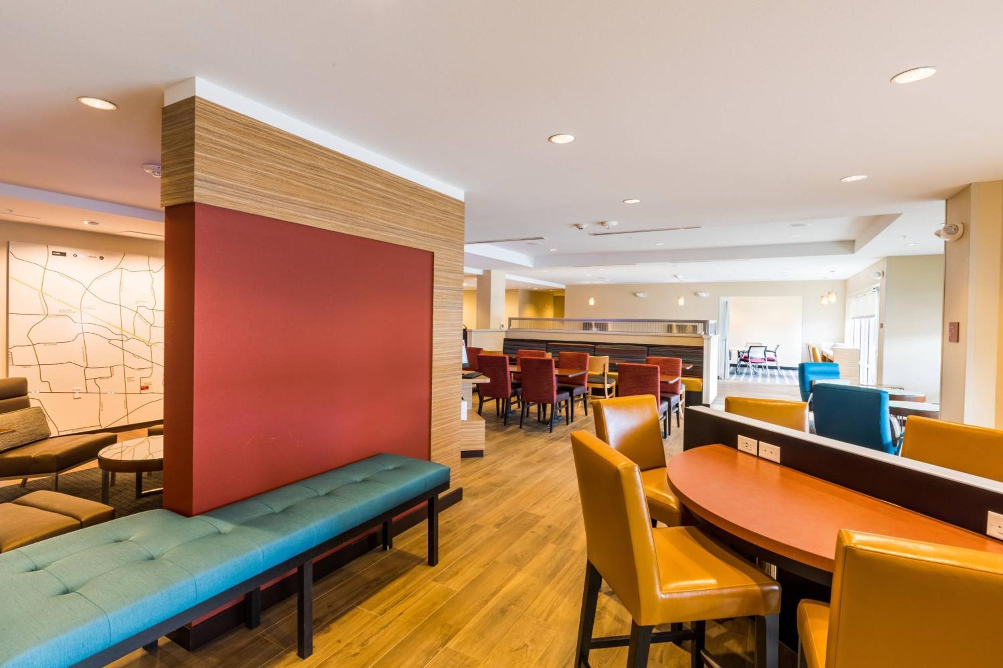 Towneplace Suites By Marriott Portland Beaverton Eksteriør billede