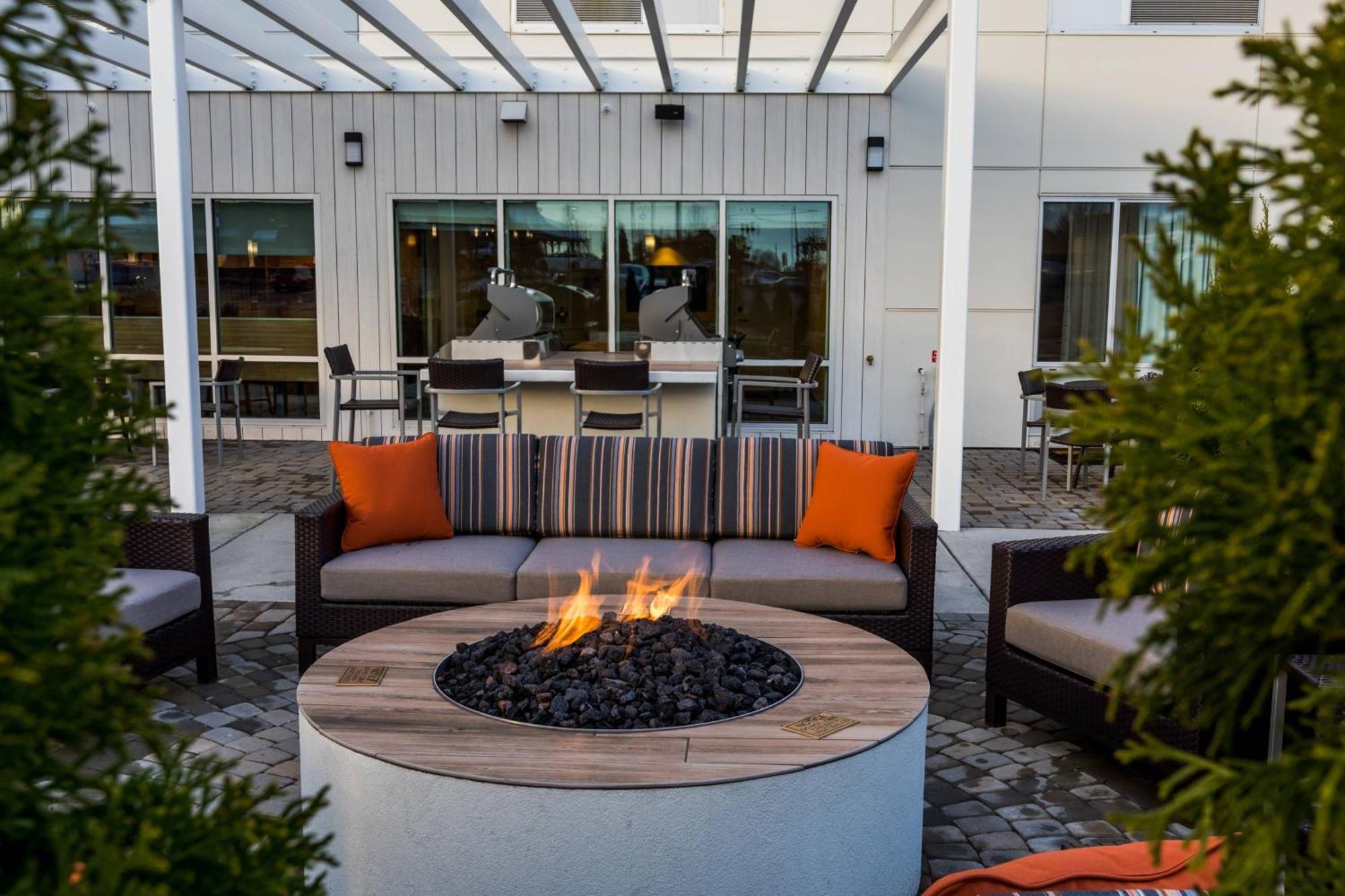 Towneplace Suites By Marriott Portland Beaverton Eksteriør billede