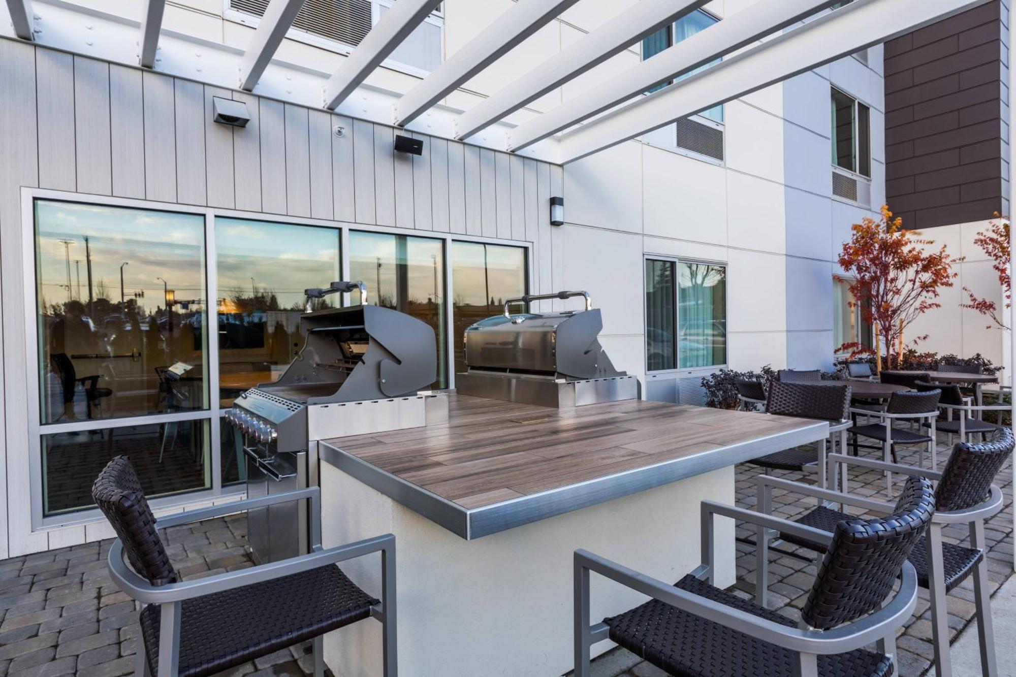 Towneplace Suites By Marriott Portland Beaverton Eksteriør billede
